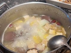 -一席地·本地鸡窝·杭帮鸡火锅(萧山银隆百货店)