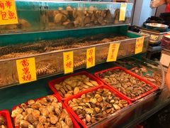 -鲜入围煮花胶鸡海鲜火锅