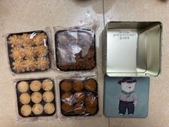 -珍妮曲奇聪明小熊(上环店)