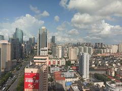 -宽鲜锅贴家常菜(永旺东部购物中心香港中路店)