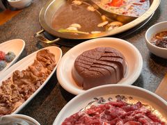 -小天鹅火锅·一线江景洪鼎旗舰店(洪崖洞店)