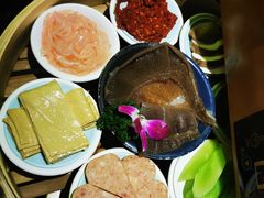 -麻辣英雄重庆火锅(二城广场店)