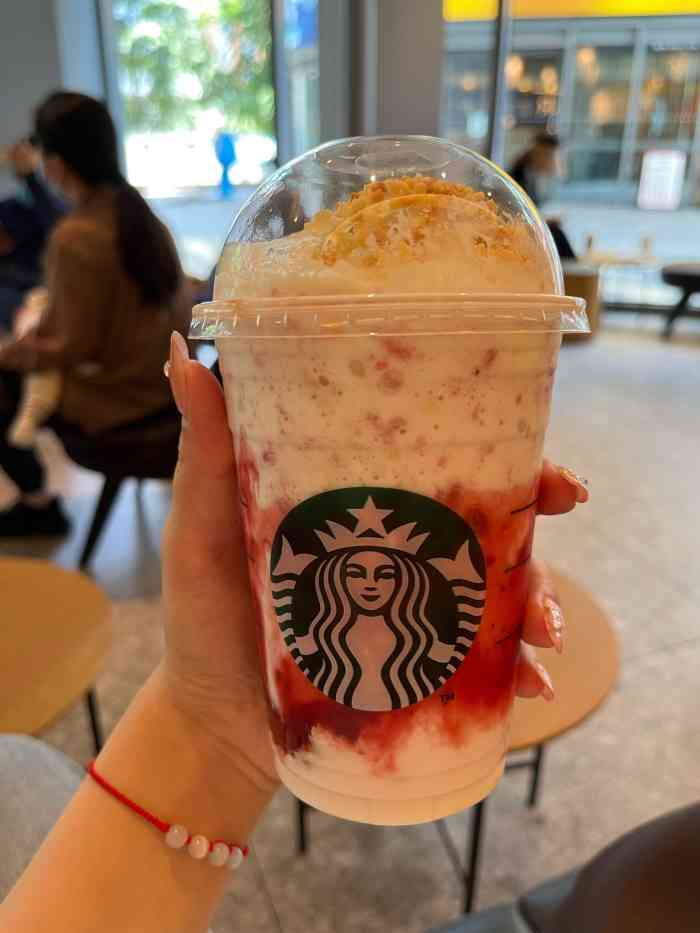 星巴克臻选(长沙 i city 店)-"[薄荷]环境:又是一家新开业的rese.