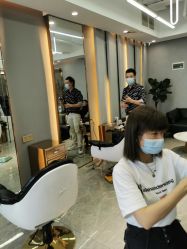 -V+SALON造型