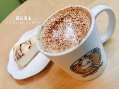 -长颈鹿咖啡(大学路店)