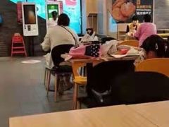 大堂-麦当劳(金州新玛特购物广场店)
