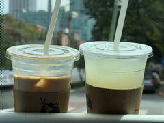 饮品安全带-瑞幸咖啡(东直门枢纽店)