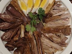 -潮界(LU·ONE凯德晶萃广场店)