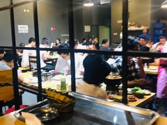 面包甜点陈列柜-范贤光鸡公煲(平乐园总店)