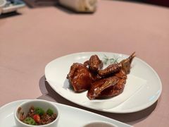 脆皮乳鸽-新荣记(BFC外滩金融中心店)