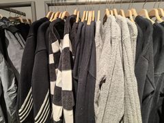 -URBAN REVIVO(北京斯普瑞斯奥特莱斯店)