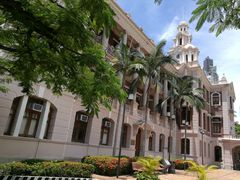 -香港大学