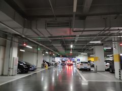 -成都银泰中心-停车场