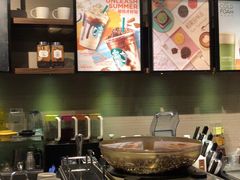 -星巴克臻选(南京金茂览秀城店)