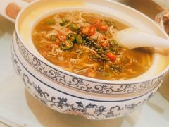 -汗腾格里·风味餐厅(新疆驻京办店)