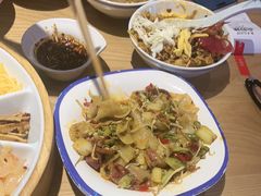 -怪噜范·老贵阳街头名小吃(数博万达店)
