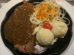 -豪客来牛排(华创国际广场店)