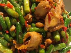 凉拌油菜尖-龙巢盱眙龙虾·牛蛙·烧烤宵夜(八卦岭店)