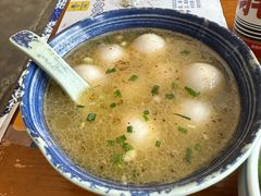 -包整·丝娃娃(一览甲秀楼风景店)