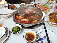 -骨大叔酱大骨自助火锅(东街口店)