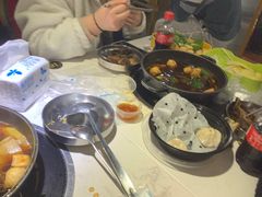 -运气牛自助酱大骨火锅(南京东路店)