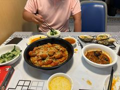 -靓虾二哥长沙地标小龙虾(五一广场店)