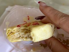 现烤茉莉花饼-嘉华鲜花饼(束河店)