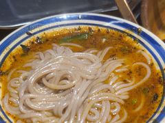 -洱火云南酸菜牛肉火锅(石景山当代商城店)