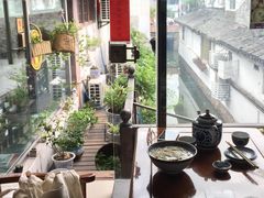 靠窗位-同得兴 Since·1995 传统苏式面馆(十全街店)