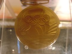 2000年奥运会金牌（背面）-上海体育博物馆