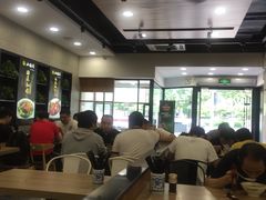 -小梅园饭堂(东方路店)