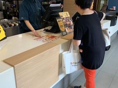 -麦当劳(乳山路店)