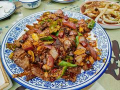 -壹阁胡羊焖饼(特色小吃街店)
