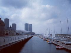 -东港音乐喷泉广场