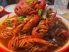 -谭公鱼头·鲜鱼火锅·小龙虾·江湖菜(秀沿路店)