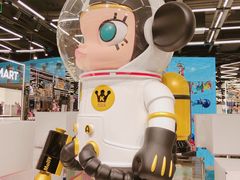 -泡泡玛特POPMART(侨福芳草地店)