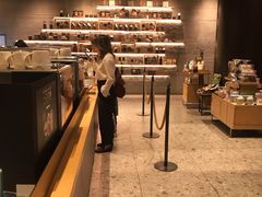 -星巴克臻选(济南恒隆店)