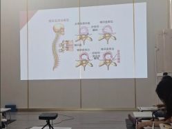 -亚太瑜伽普拉提学院