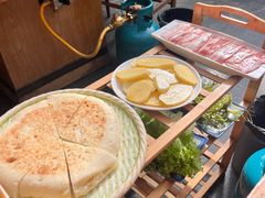 -有一锅·野生菌黑山羊腊排骨火锅(古城北门店)