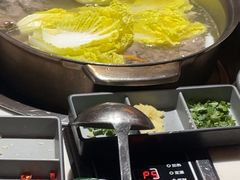 -喃喃椰·糟粕醋·椰子鸡火锅(七堡花园店)