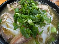 -张家羊肉汤粉小吃店