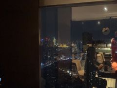 -唐拉雅秀酒店-西锦汇空中BBQ·思创餐厅