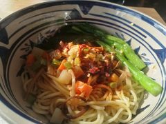 油泼面-头壹号  羊汤·饸饹面·大油条(嘉华店)