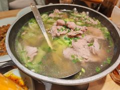 -全牛匠·乐山跷脚牛肉(新中关店)