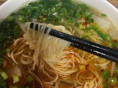 毛细-陇上全荟兰州传统牛肉面(延吉路店)