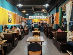 大堂-婉泰·特色小吃·舂鸡脚(告庄二店)