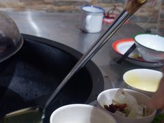 -70後铁锅炖(坡博总店)