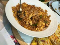 -必胜客(WOW中心城店)
