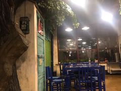 -马路边边串串香形象店(磐石路店)