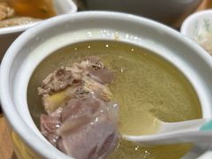 -老乡鸡(国华广场店)